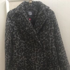 Vince Camuto Double Breasted Leopard Coat